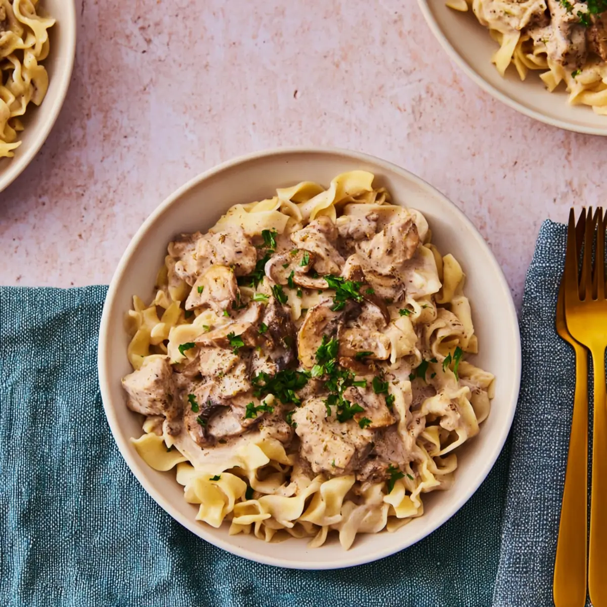 creamy turkey stroganoff